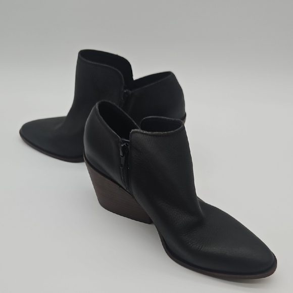 Lucky Brand Shoes - Lucky Brand Black Leather Pointed Ankle Zipper Booties